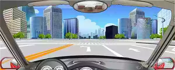 该车道路面导向箭头指示前方道路仅可左转。